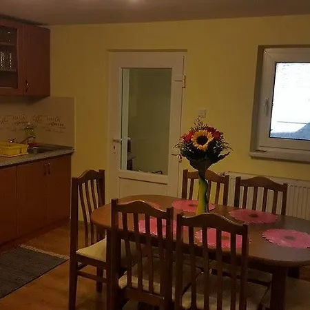 Apartman 133 *
